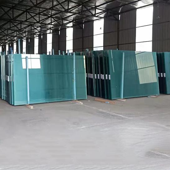 CLEAR FLOAT GLASS